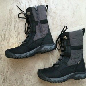 ISO Keen Hoodoo III tall Size 9.5